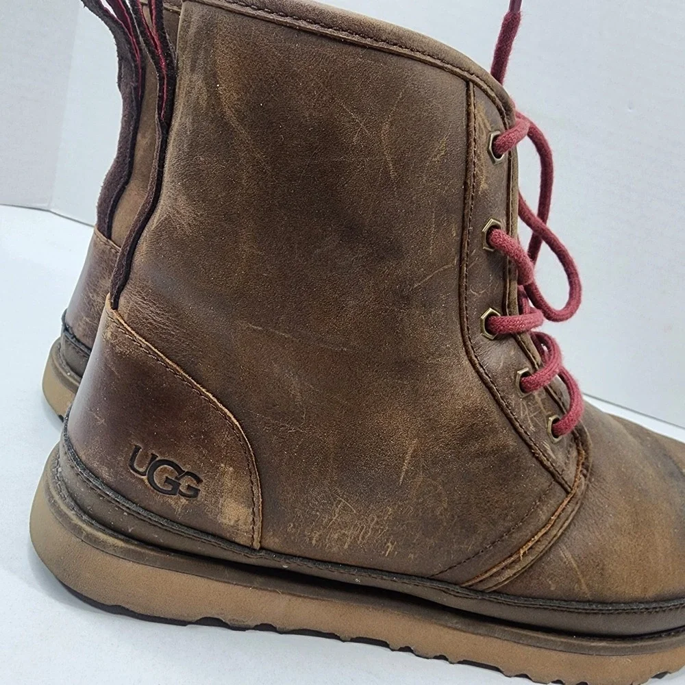 UGG Chukka Men's Size 10 F27019C Winter Boots -Chestnut Suede Waterproof  EUC